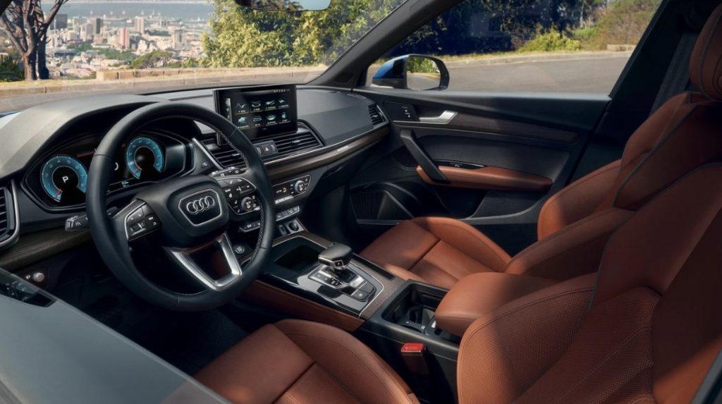 2021 Audi Q5 Navigation and Infotainmet