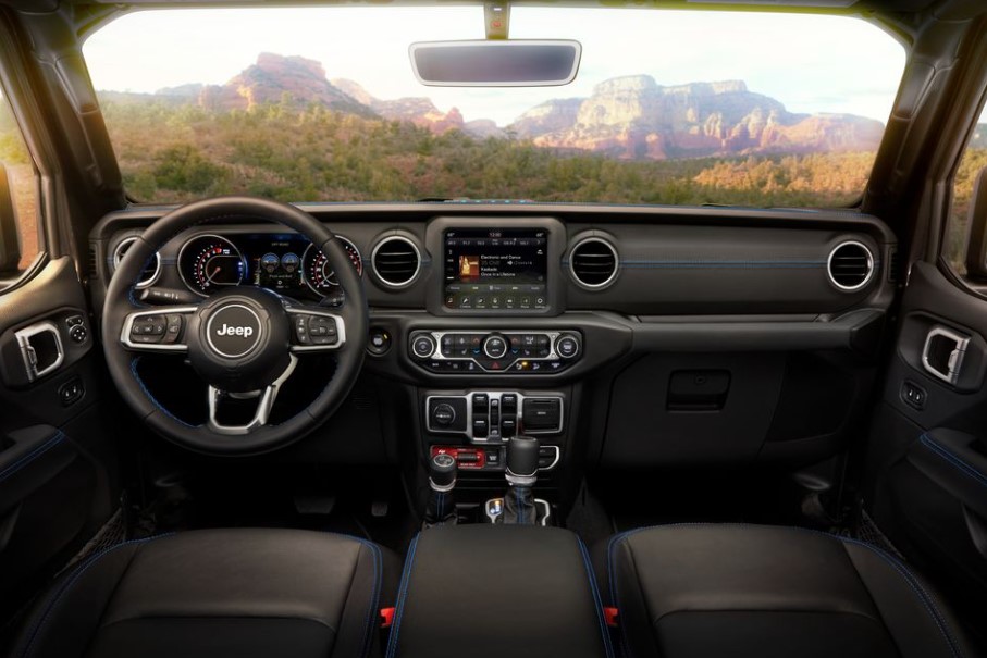 2021 Jeep Wrangler Navigation and Infotainment